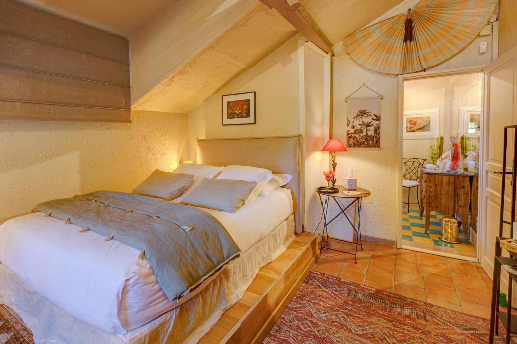 Maison D'Hotes Les Jardins Saint Eloi Le Lonzac 外观 照片